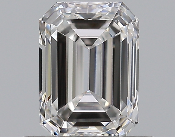 0.7 CaratE-VVS1 - Cut Emerald Diamond