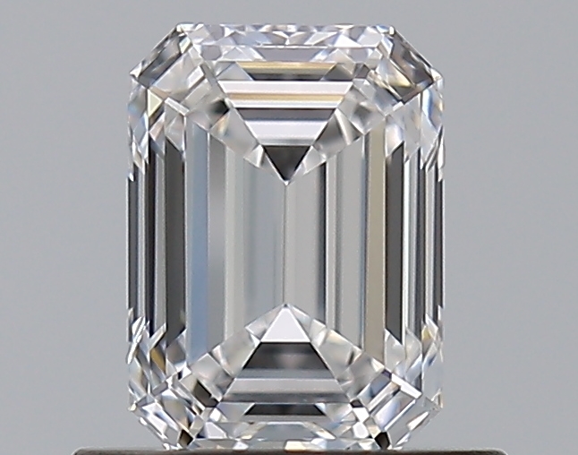 0.7 CaratD-IF - Cut Emerald Diamond