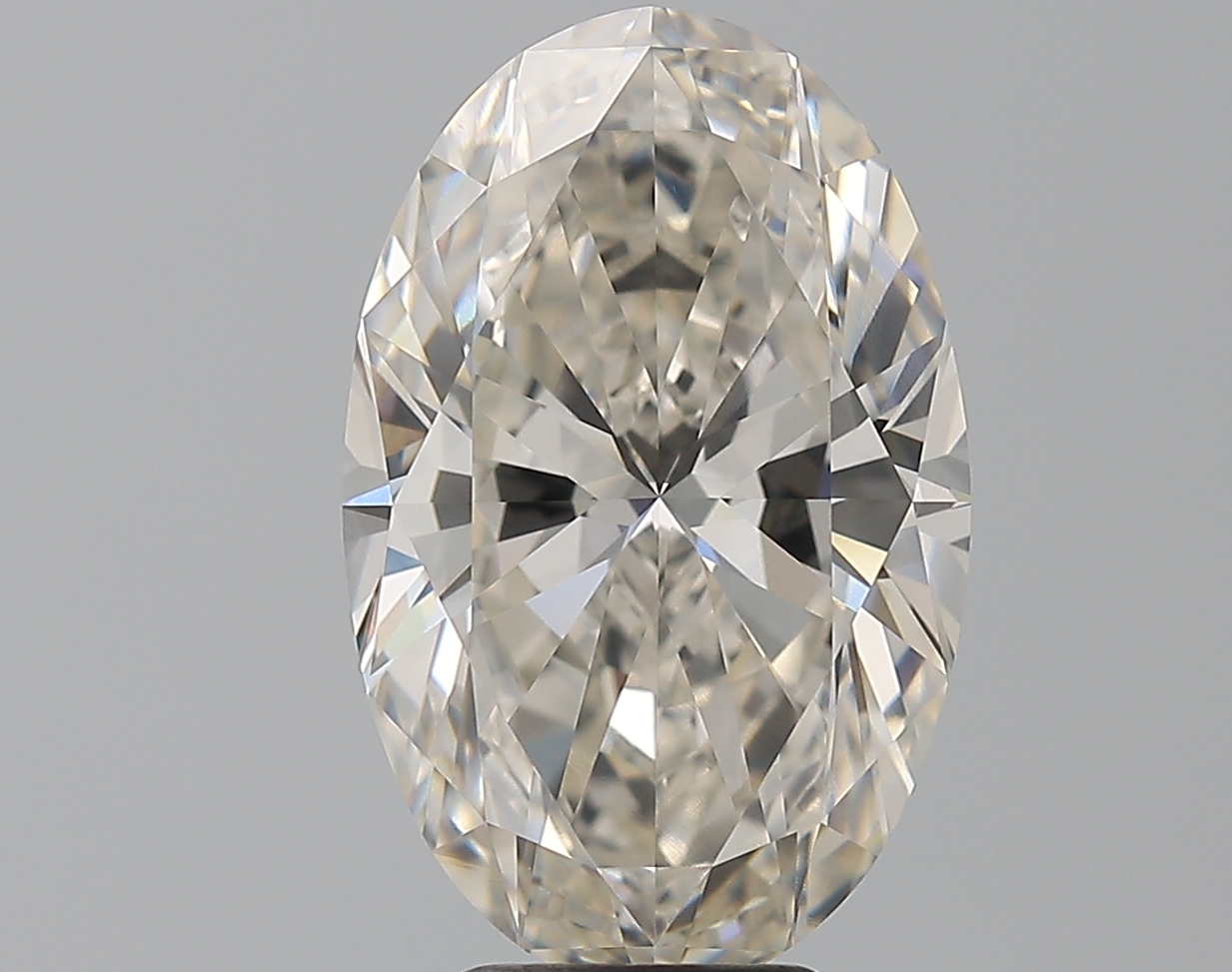 5.31 CaratJ-VVS1 - Cut Oval Diamond