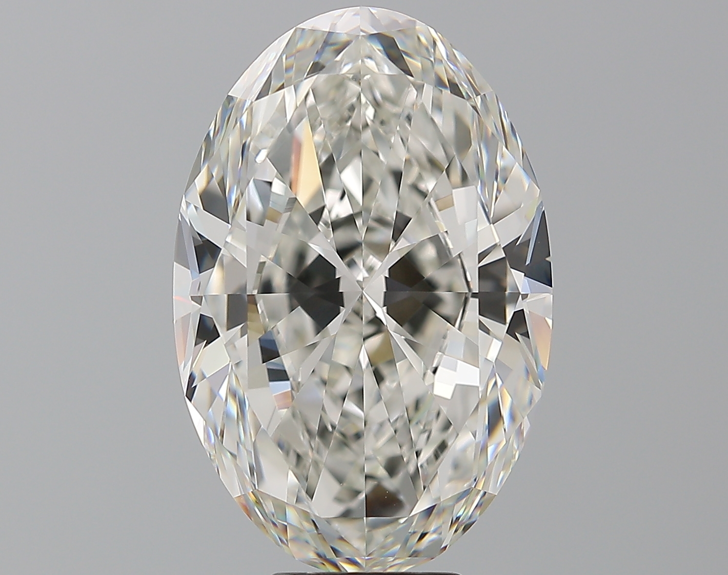 10.16 CaratG-VVS2 - Cut Oval Diamond