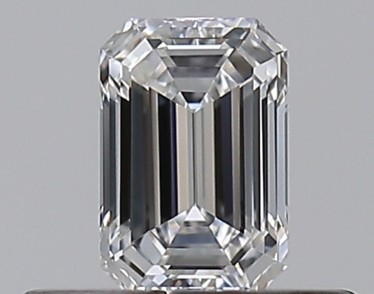 0.3 CaratF-IF - Cut Emerald Diamond