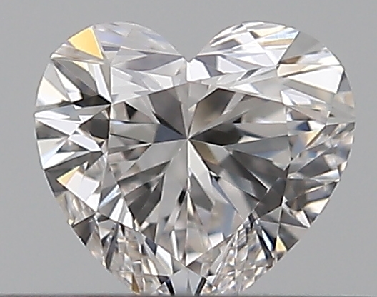 0.3 CaratG-VVS1 - Cut Heart Diamond