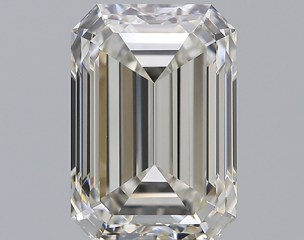 2.3 CaratI-VVS2 - Cut Emerald Diamond