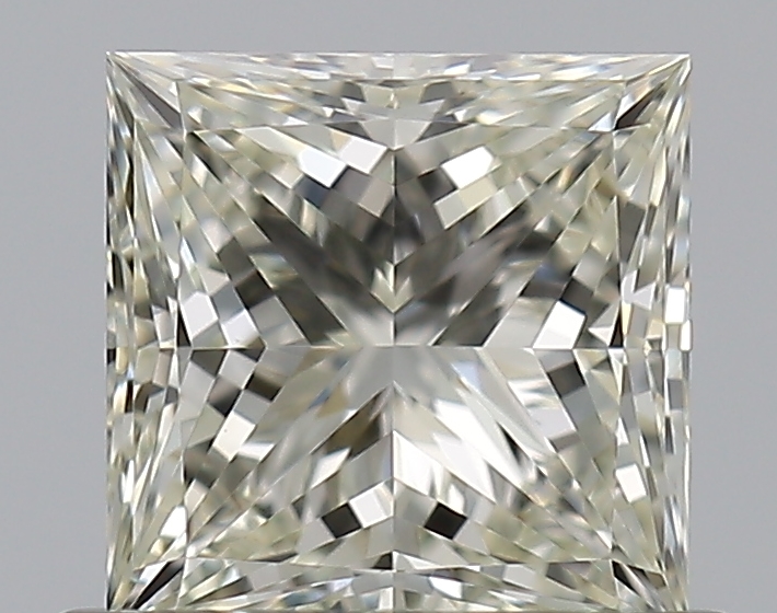 0.7 CaratL-VVS1 - Cut Princess Diamond