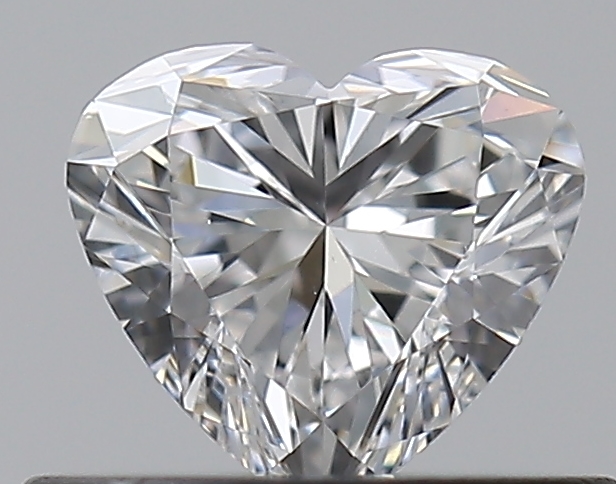 0.4 CaratE-VS2 - Cut Heart Diamond
