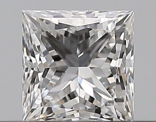 0.3 CaratG-VVS1 - Cut Princess Diamond