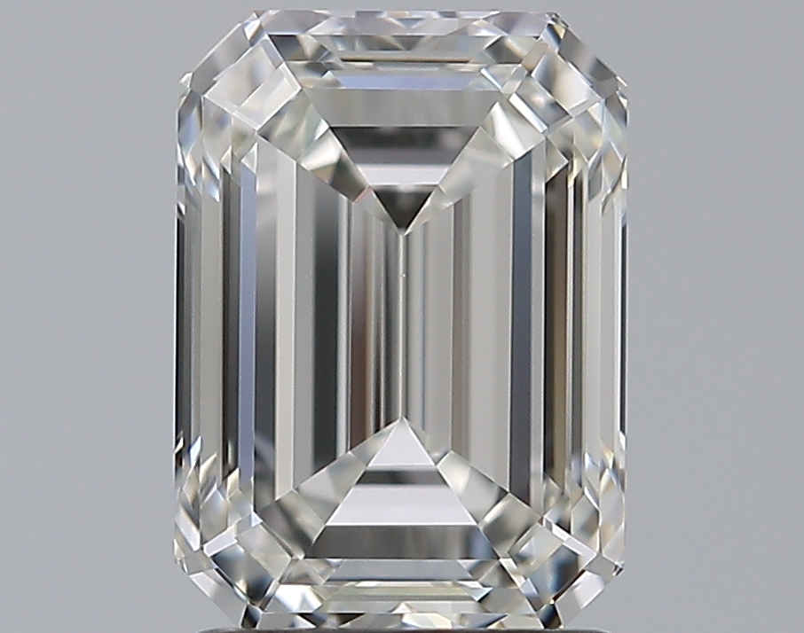 1.9 Carat Emerald Diamond