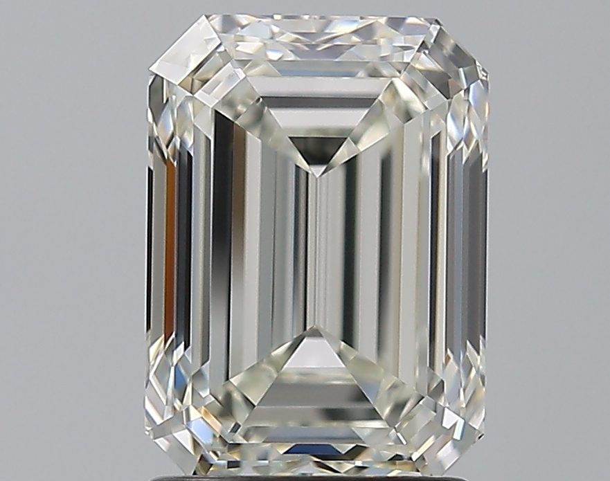 2.2 Carat Emerald Diamond
