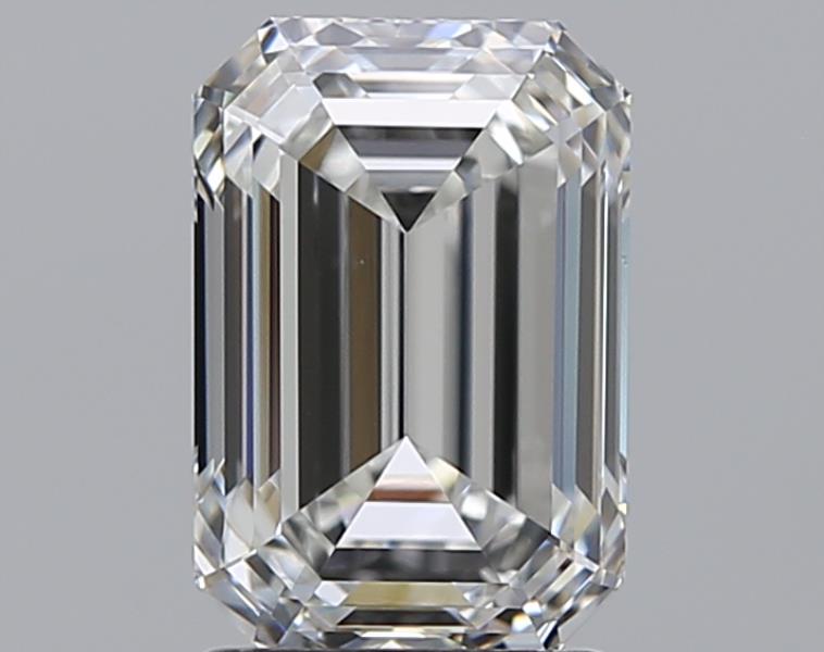 2 Carat Emerald Diamond