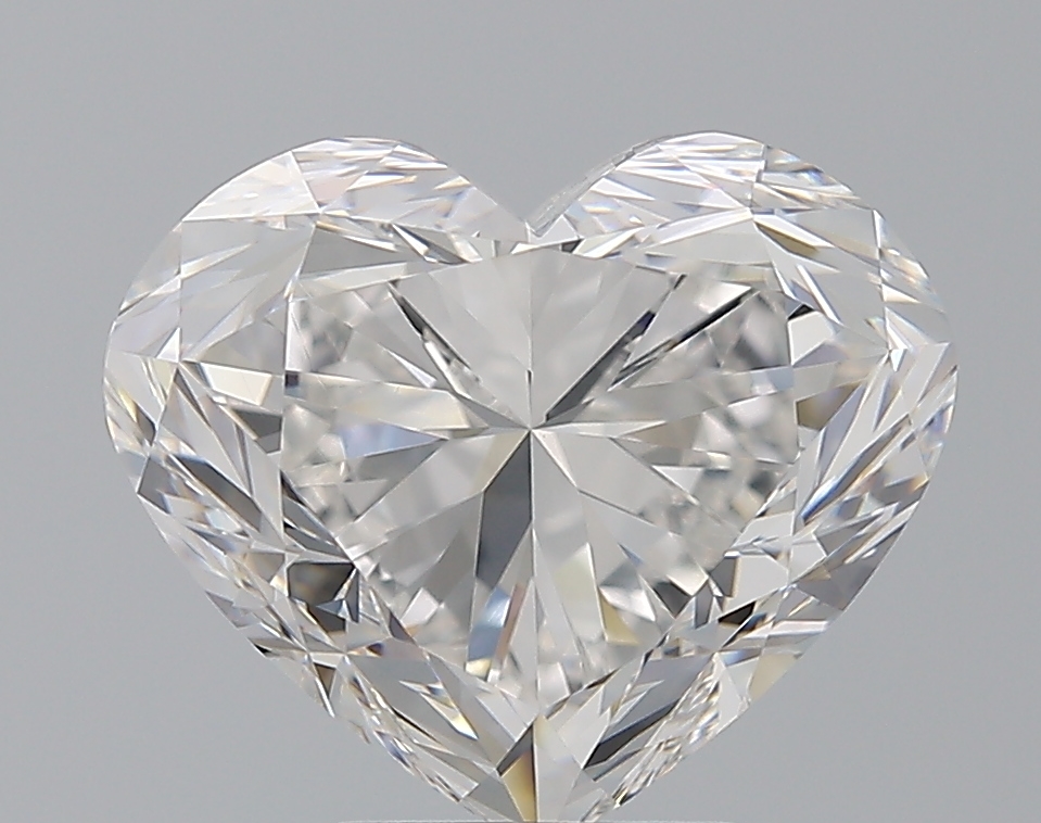 5.2 CaratD-VVS2 - Cut Heart Diamond